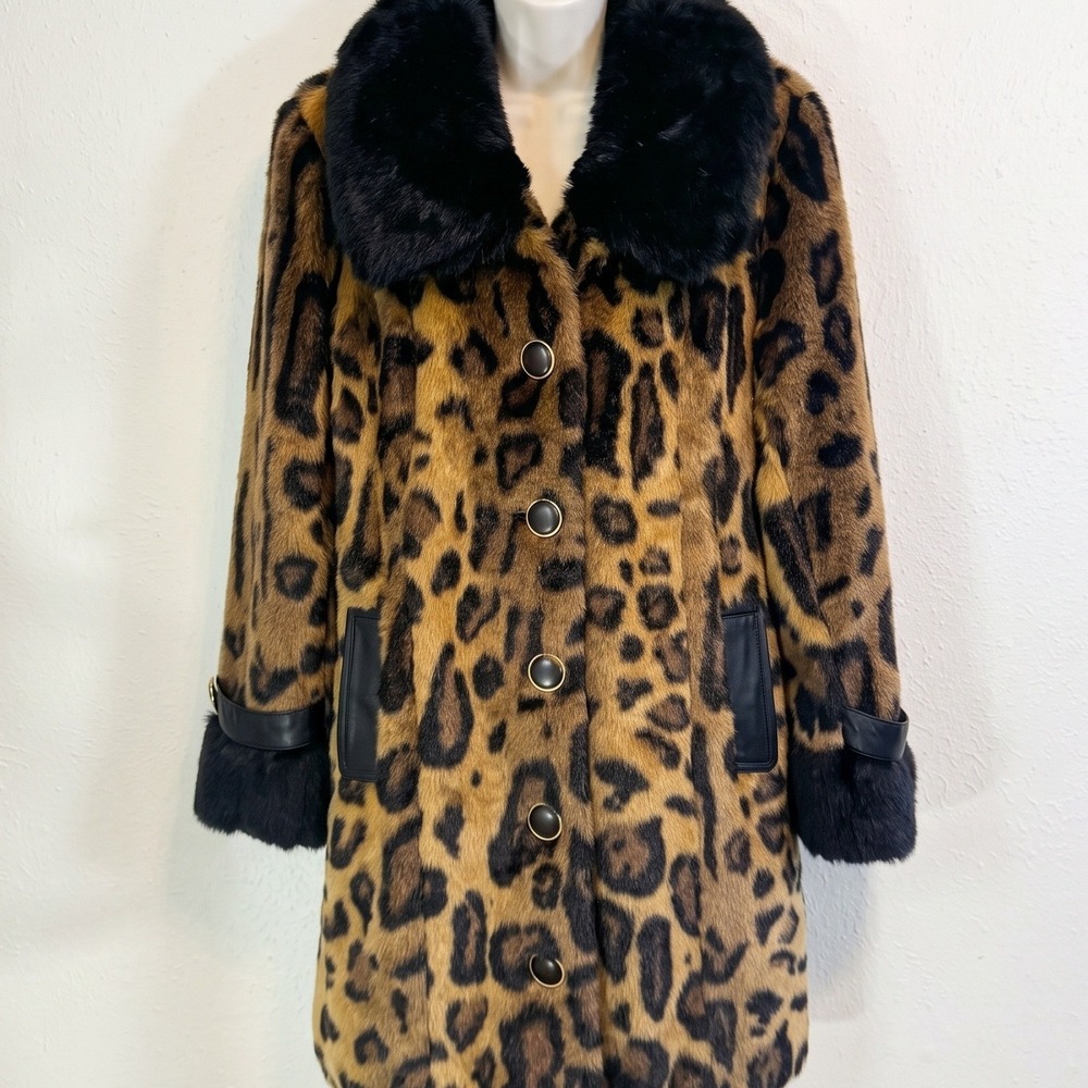 Y2K Vintage Dennis Basso PLATINUM Luxury Leopard Faux Fur Statement Coat L